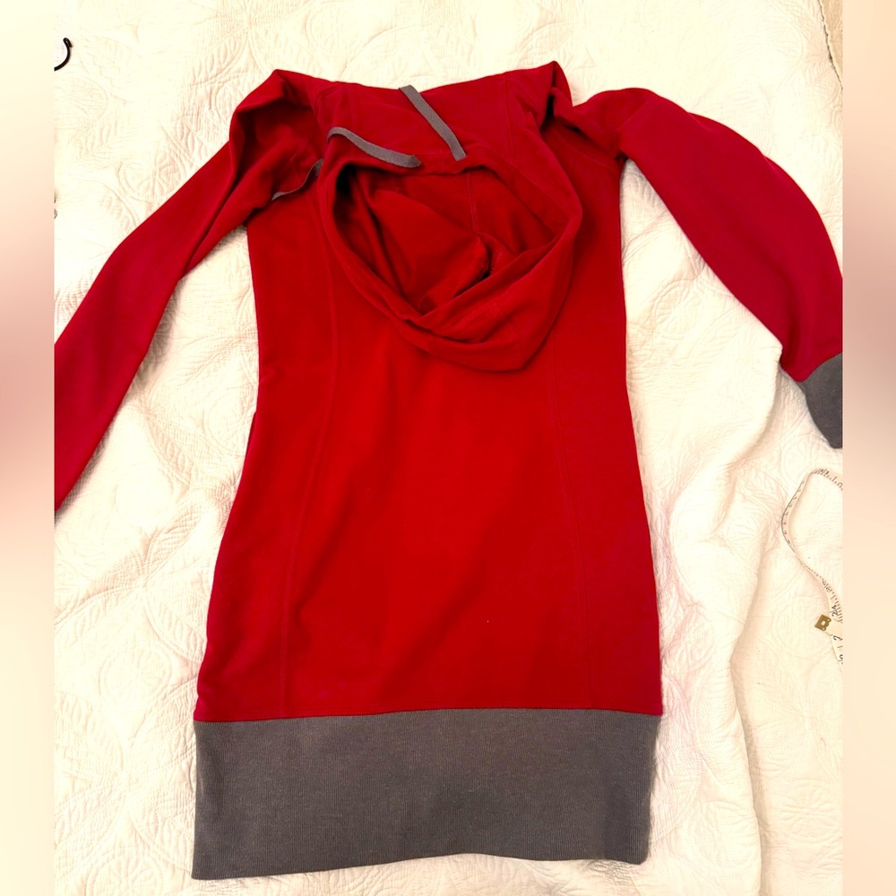 Toad & Co Dress Womens Size XS BFT Hooded Organic Cotton Red Contrast Cuff
